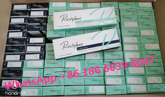 Het kruis verbond Huidvuller  Juvederm omhoog voor Neus