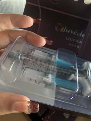 De Dwars Verbonden Ha Huidvuller van Allerganjuvederm Ultra4 voor Jukbeenderen
